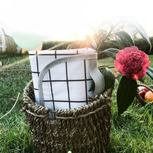 Load image into Gallery viewer, Waterproof Beach & Camping Blanket
