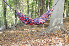 Load image into Gallery viewer, Bohemian Design Camping Tree Hammock With Two Tree Straps And Carabiners
